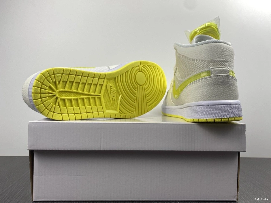 Jordan (W) - Mid Yellow SE Voltage 1 DB2822-107 1102